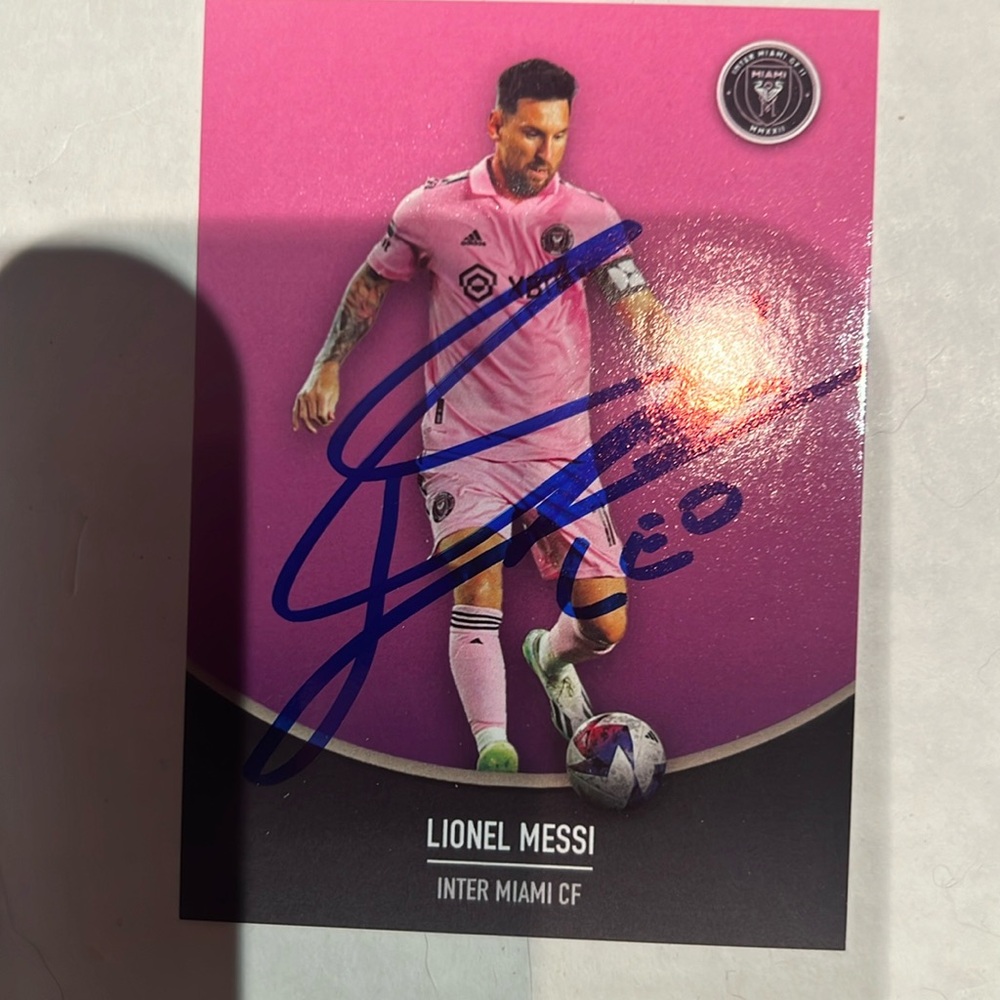 Leo Messi Blue Ink card rare signed and this is card only.